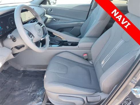 Certified 2023 Hyundai Elantra SEL w/ Convenience Package image 5