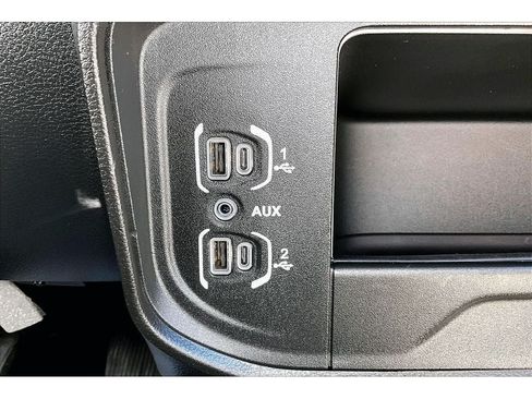 Used 2024 RAM 2500 Big Horn AWD/4WD image 26