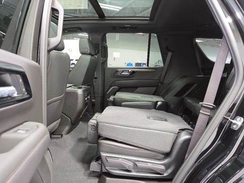 New 2026 Chevrolet Tahoe High Country w/ Sun And Tow Package AWD/4WD image 37
