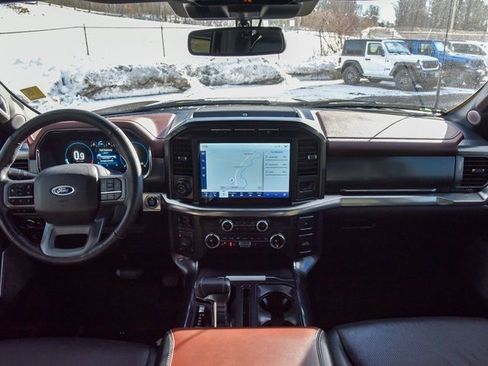 Used 2021 Ford F150 Lariat w/ Equipment Group 502A High image 18