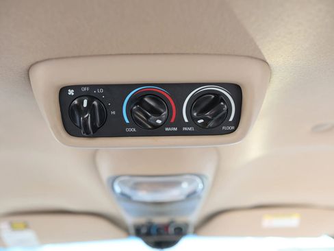 Used 2001 Ford Excursion Limited image 34