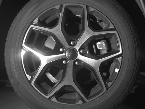 Used 2025 Jeep Compass Limited image 10