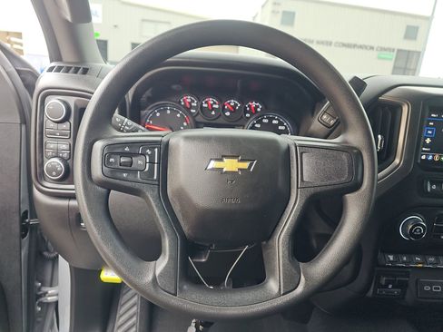 Certified 2025 Chevrolet Silverado 2500 Custom w/ Custom Value Package image 17