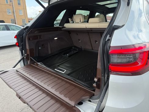 Used 2019 BMW X5 xDrive40i w/ Premium Package 2 AWD/4WD image 14