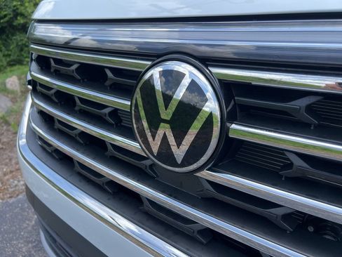New 2026 Volkswagen Atlas SE FWD image 10