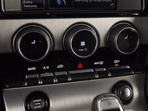 Used 2014 Jaguar F-TYPE Convertible image 29