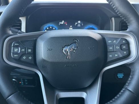 New 2025 Ford Bronco Badlands w/ Sasquatch Package image 24