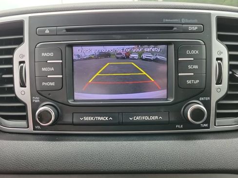 Used 2018 Kia Sportage LX AWD/4WD image 22