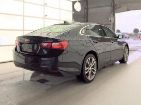 Used 2023 Chevrolet Malibu LT FWD image 4