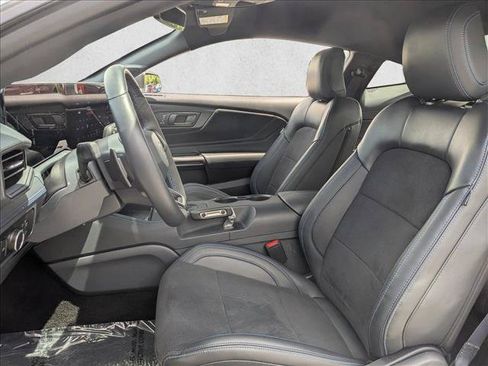 Used 2025 Ford Mustang Dark Horse RWD image 16