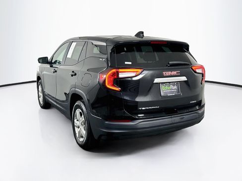 Used 2024 GMC Terrain SLE AWD/4WD image 5