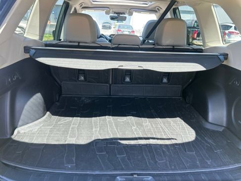 Used 2021 Subaru Forester Limited w/ Popular Package #3 image 6