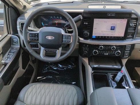 New 2026 Ford F250 Platinum w/ Platinum Plus Package AWD/4WD image 16