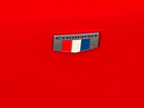 Used 2022 Chevrolet Camaro LT RWD image 18