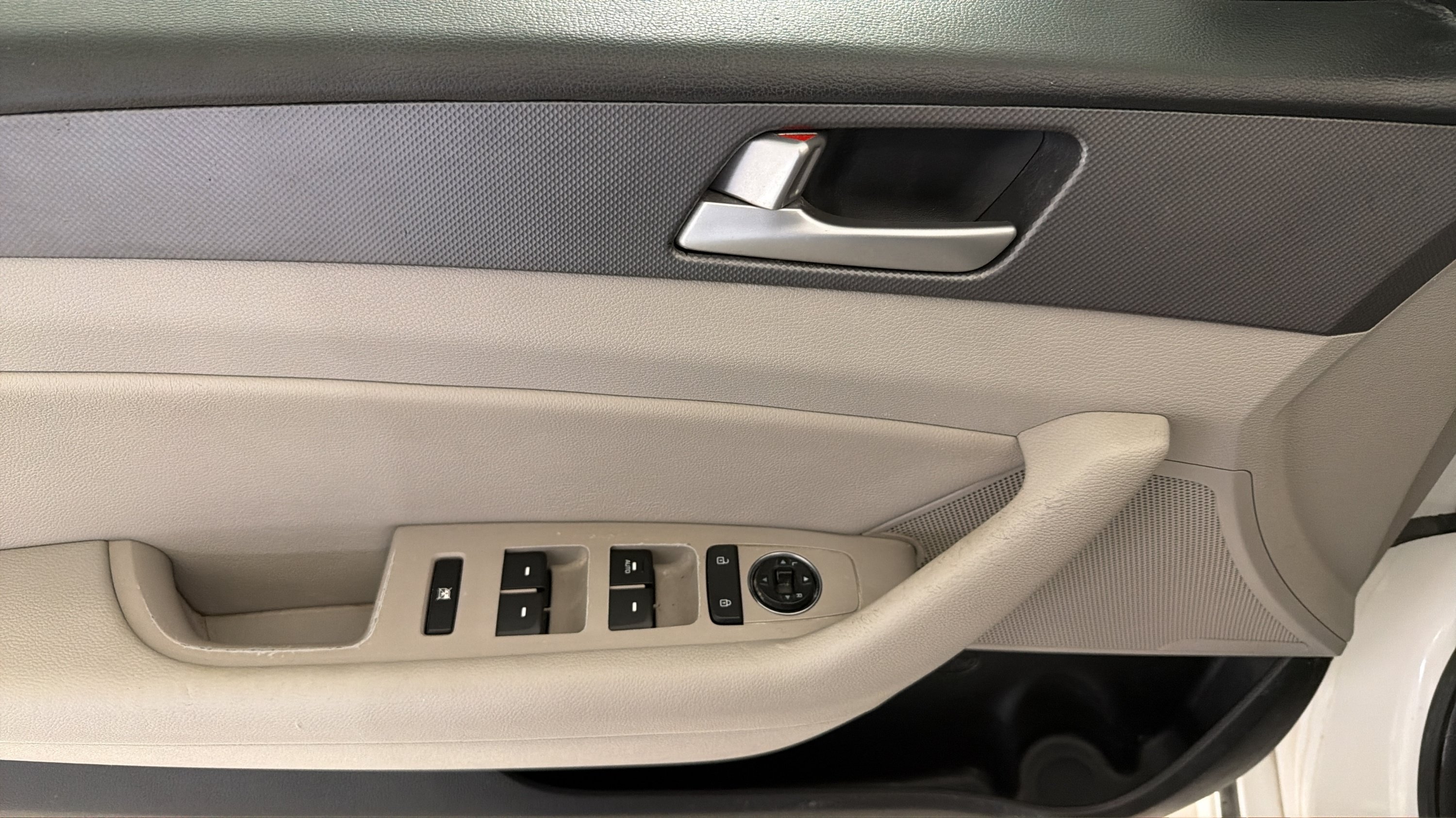 Used 2016 Hyundai Sonata SE FWD image 11