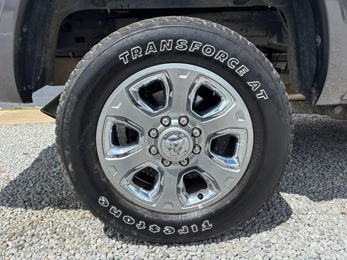 Used 2018 RAM 2500 Laramie AWD/4WD image 12