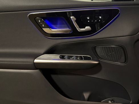 New 2026 Mercedes-Benz GLC 300 image 10