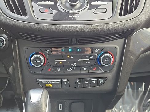 Used 2019 Ford Escape Titanium image 23