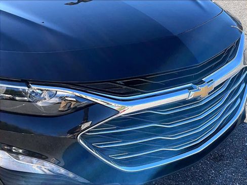 Used 2024 Chevrolet Malibu LT image 32