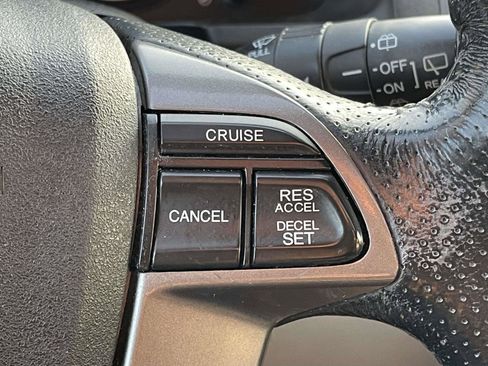 Used 2015 Honda Odyssey EX-L image 12