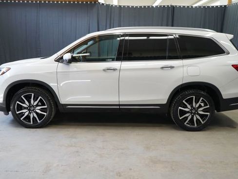 Used 2022 Honda Pilot Touring image 4