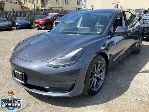 Used 2023 Tesla Model 3 Standard Range image 89
