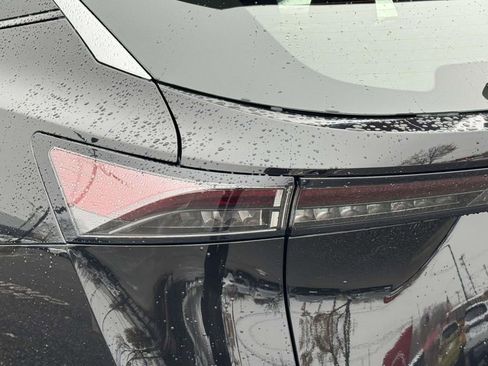 Certified 2024 Nissan Ariya FWD image 9