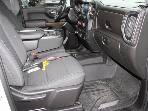 Used 2022 Chevrolet Silverado 1500 LT w/ Z71 Off-Road Package image 16