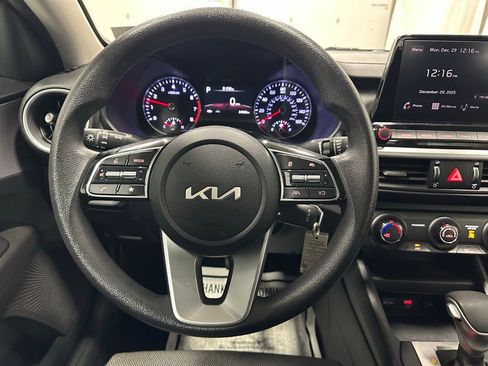 Used 2024 Kia Forte LXS image 17