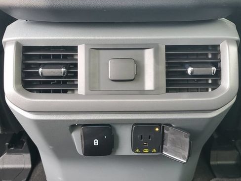 Certified 2024 Ford F150 XLT w/ Mobile Office Package RWD image 29