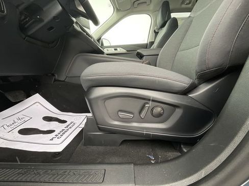 New 2026 Ford Explorer Active image 12