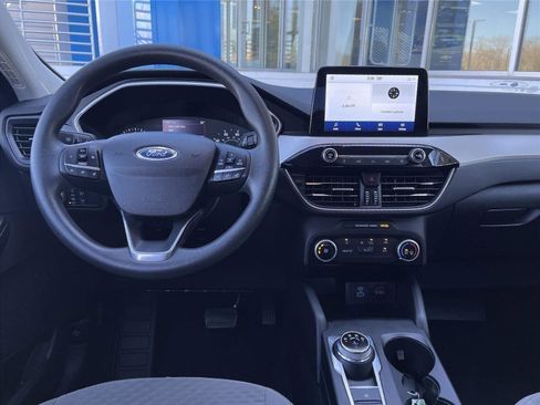 Used 2022 Ford Escape SE w/ SE Sport Appearance Package AWD/4WD image 15