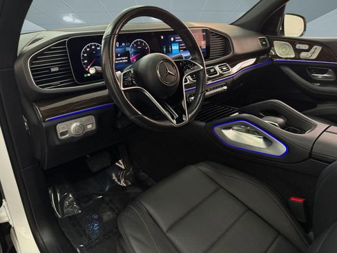 Used 2024 Mercedes-Benz GLE 350 4MATIC w/ 3rd Row Seat Package image 4