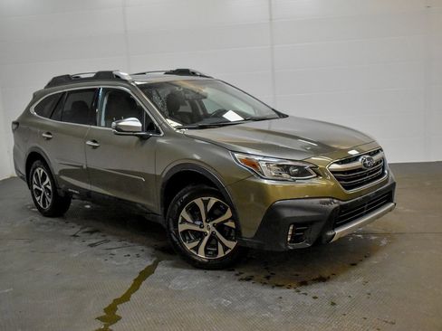Used 2022 Subaru Outback Touring w/ Popular Package #2 image 1