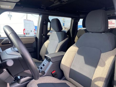 Used 2025 Ford Bronco Big Bend image 10