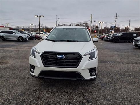 Used 2022 Subaru Forester Premium image 24