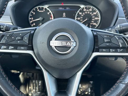 Used 2024 Nissan Altima 2.5 SR image 10