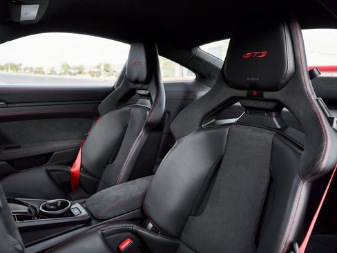 Used 2025 Porsche 911 GT3 w/ Chrono Package image 43