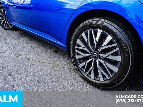Used 2025 Nissan Altima 2.5 SV FWD image 16