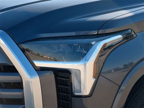 Used 2024 Toyota Tundra Limited image 3