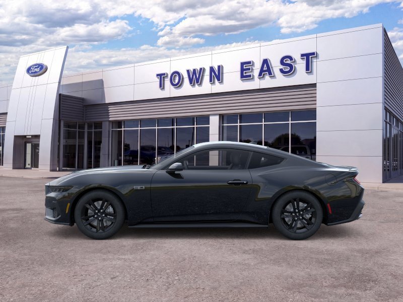 Used 2026 Ford Mustang GT RWD image 25