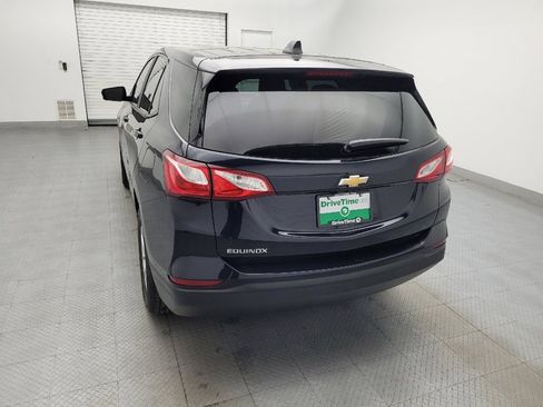 Used 2021 Chevrolet Equinox LS w/ LS Convenience Package image 6