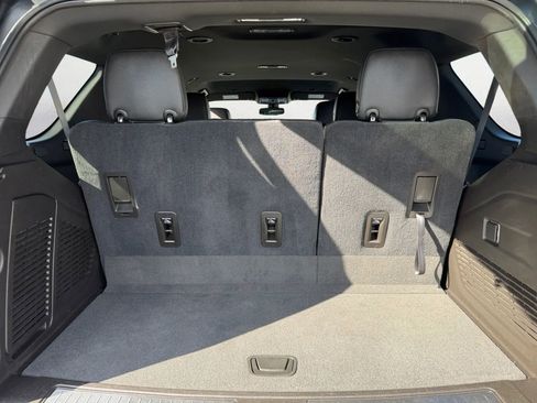 Used 2021 Chevrolet Tahoe Z71 image 35