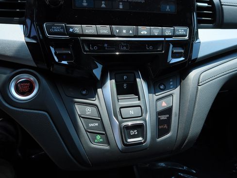 Certified 2024 Honda Odyssey Sport image 22