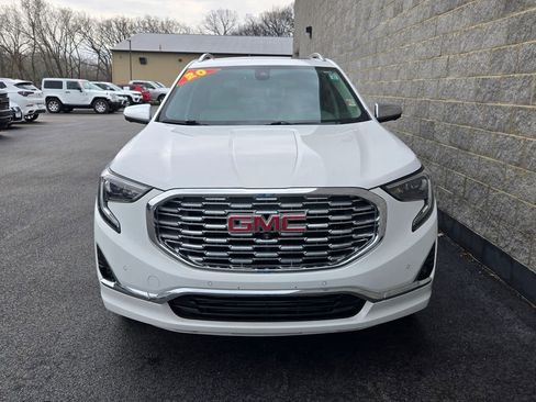 Used 2020 GMC Terrain Denali w/ Denali Premium Package AWD/4WD image 8
