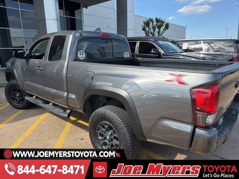Used 2021 Toyota Tacoma SR w/ SX Package image 2