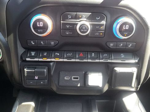 Used 2021 GMC Sierra 2500 Denali AWD/4WD image 36