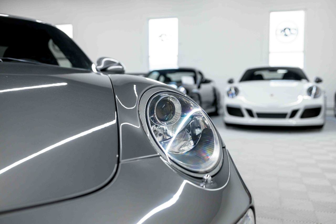 Used 2011 Porsche 911 Carrera GTS RWD image 13