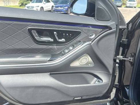 Certified 2025 Mercedes-Benz S 580 4MATIC Sedan image 23