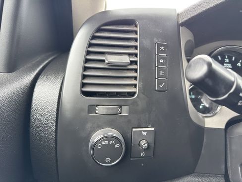 Used 2008 Chevrolet Silverado 2500 LT w/ 1LT Convenience Package image 21